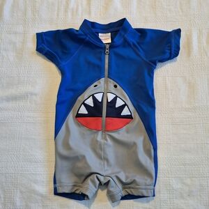Hanna Andersson boys size 70 or 6-12 months short sleeve rash guard swimsuit EUC